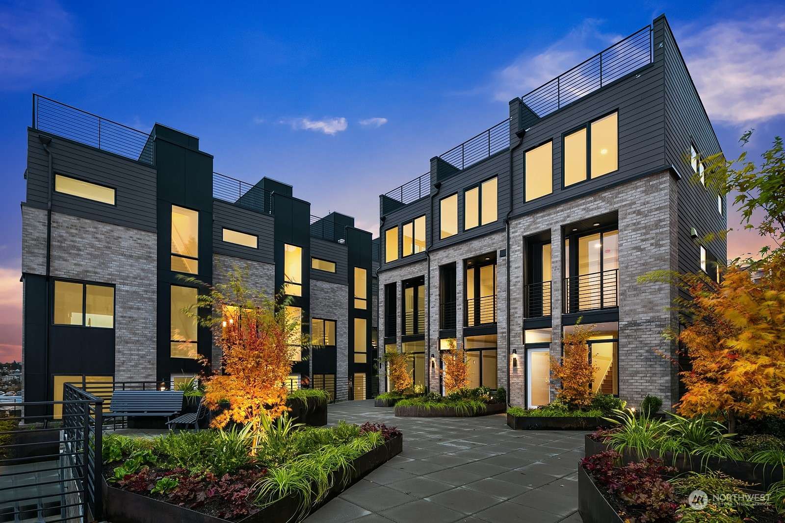 611 Wheeler ST, Seattle, WA 98109