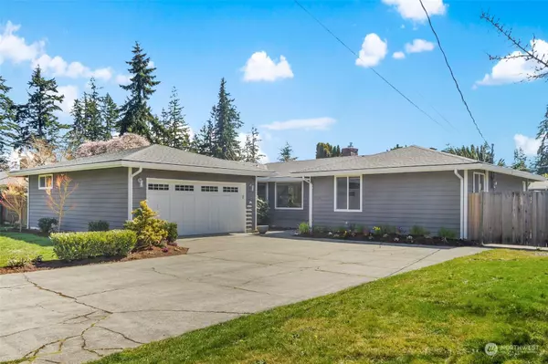 Edmonds, WA 98026,8014 215th ST SW