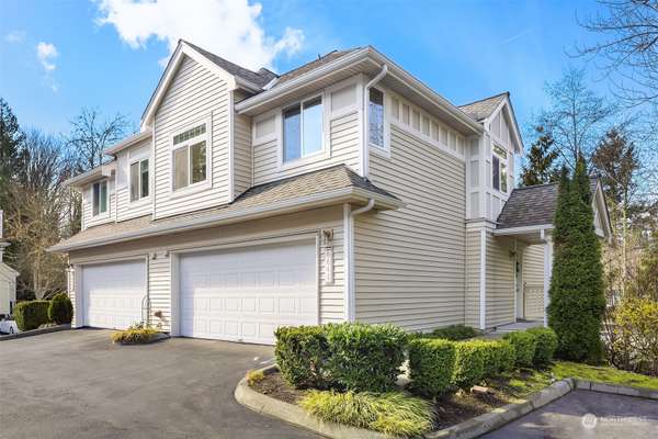 6641 SE Cougar Mountain WAY, Bellevue, WA 98006