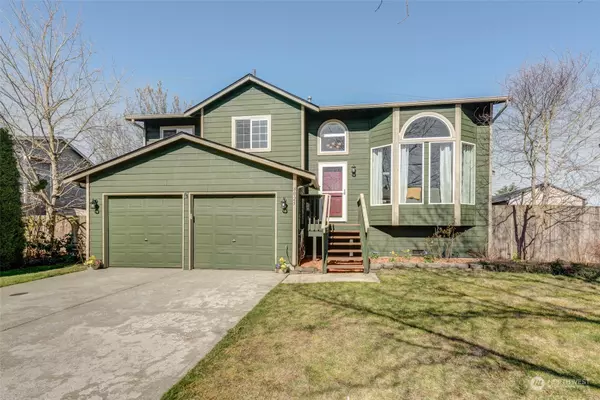 8025 Vista DR, Arlington, WA 98223