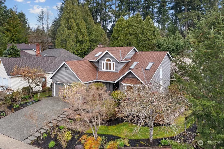 4450 242nd AVE SE, Sammamish, WA 98029