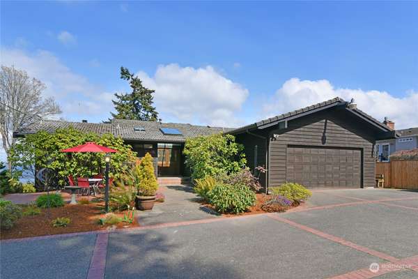 22574 Jefferson Point RD NE, Kingston, WA 98346