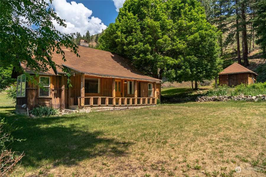 11626 Entiat River RD, Entiat, WA 98822