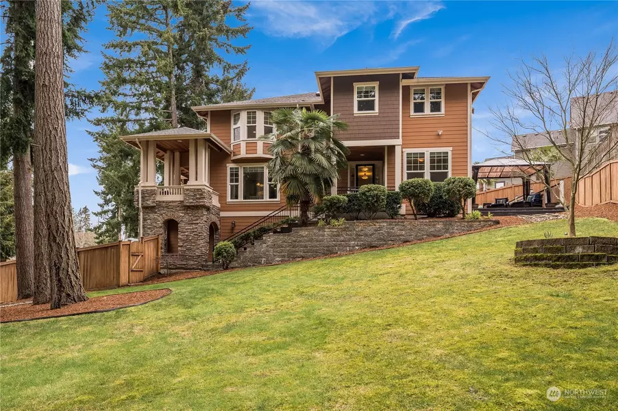 5215 Jenks Point WAY E, Lake Tapps, WA 98391