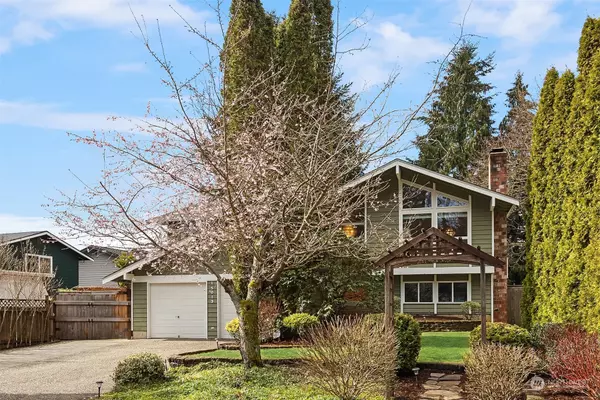 14013 110th PL NE, Kirkland, WA 98034