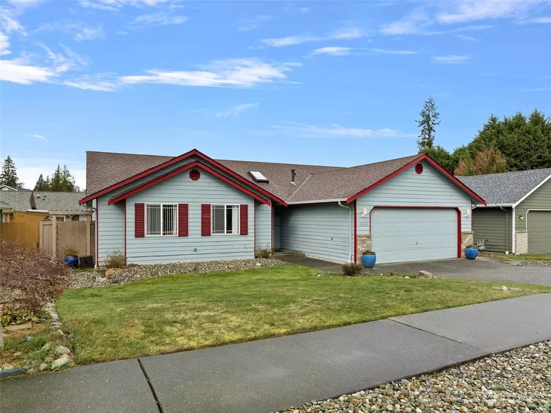 18516 Ballantrae DR, Arlington, WA 98223