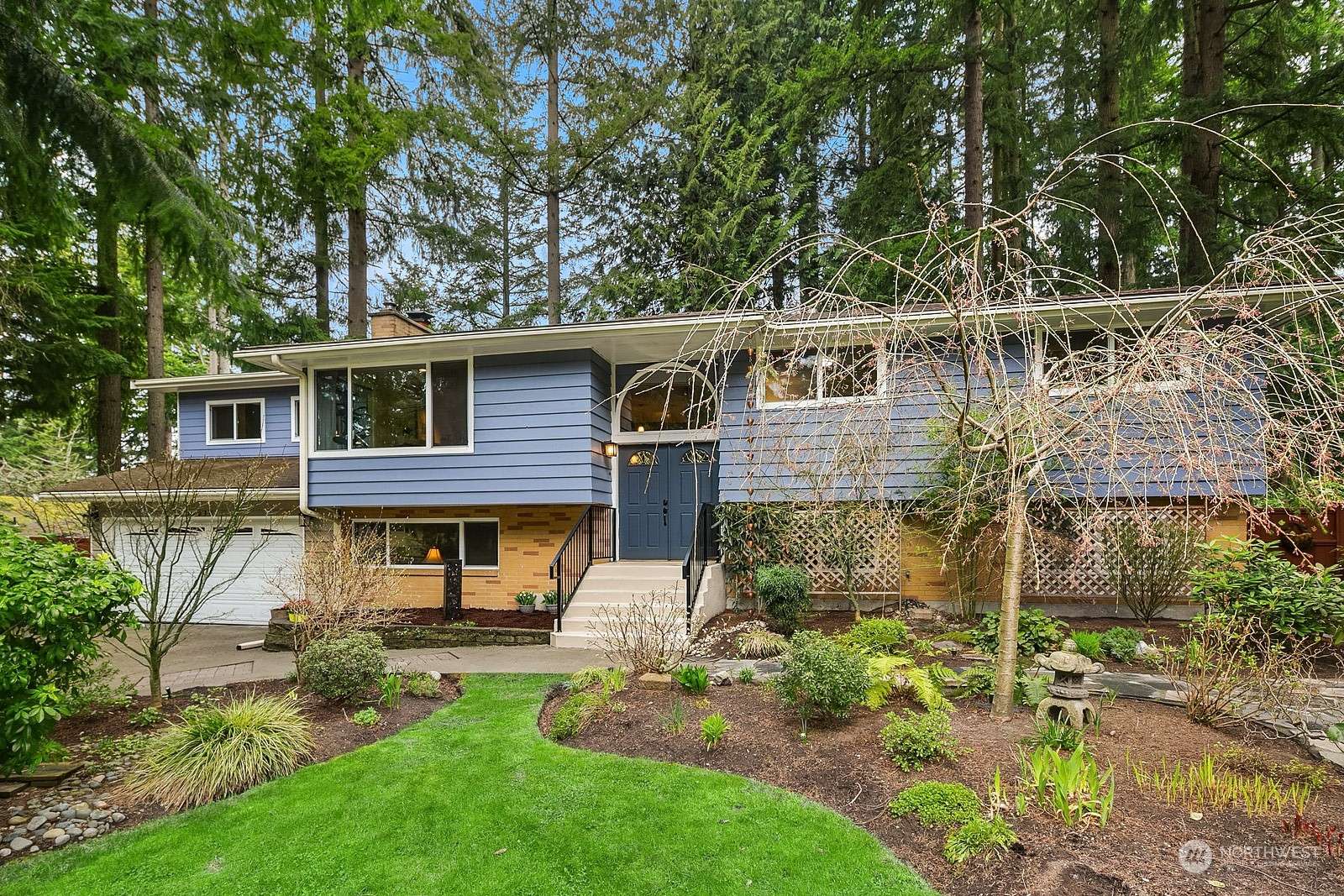 12030 NE 144th ST, Kirkland, WA 98034