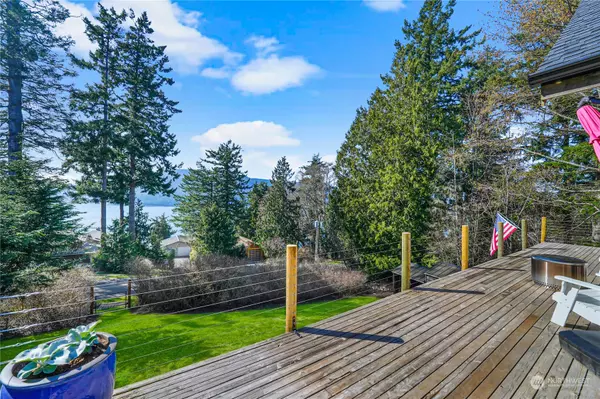 Anacortes, WA 98221,5100 Totem Trail RD