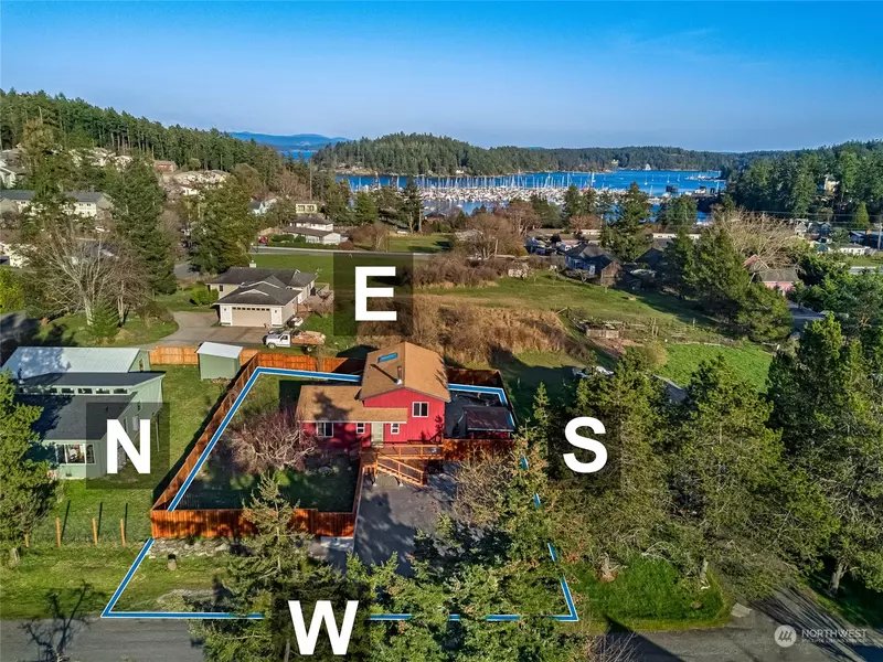 715 St Larson #B, Friday Harbor, WA 98250