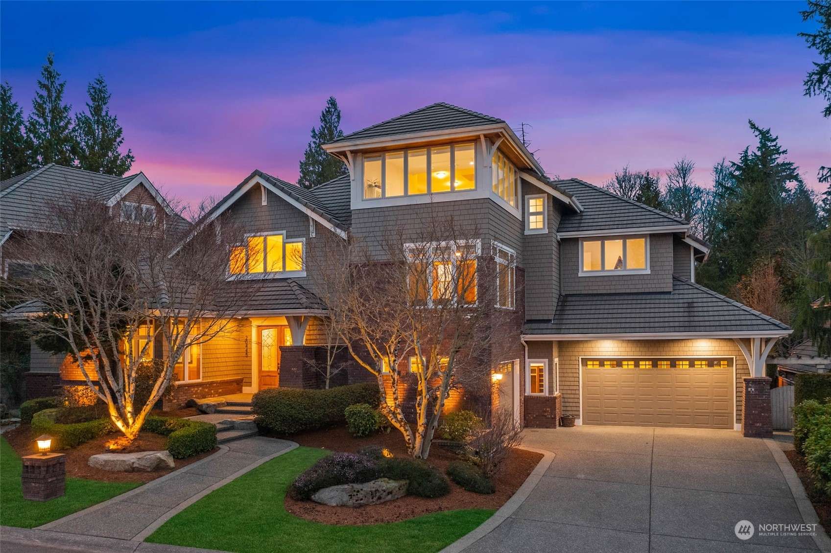 20445 NE 31st ST, Sammamish, WA 98074