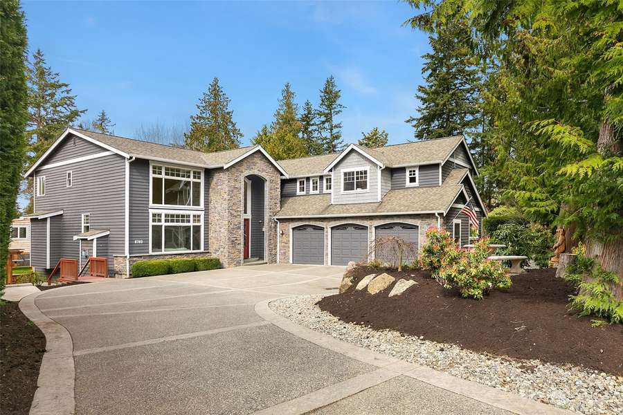 8703 191st PL SW, Edmonds, WA 98026