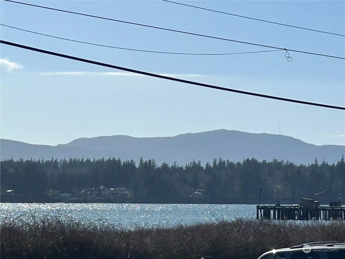Bellingham, WA 98226,2518 Lummi View DR