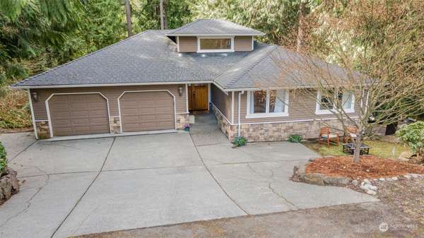 10417 316th AVE NE, Carnation, WA 98014