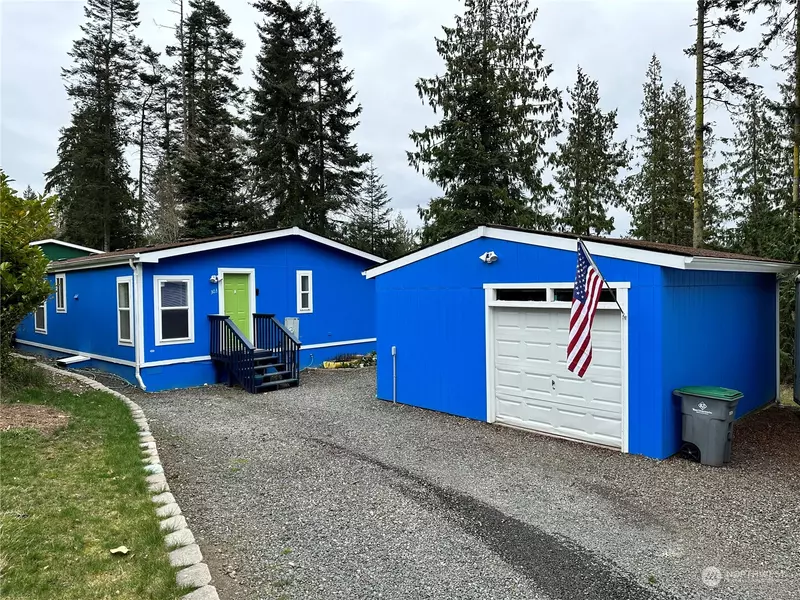 303 W Bluff DR, Port Angeles, WA 98362