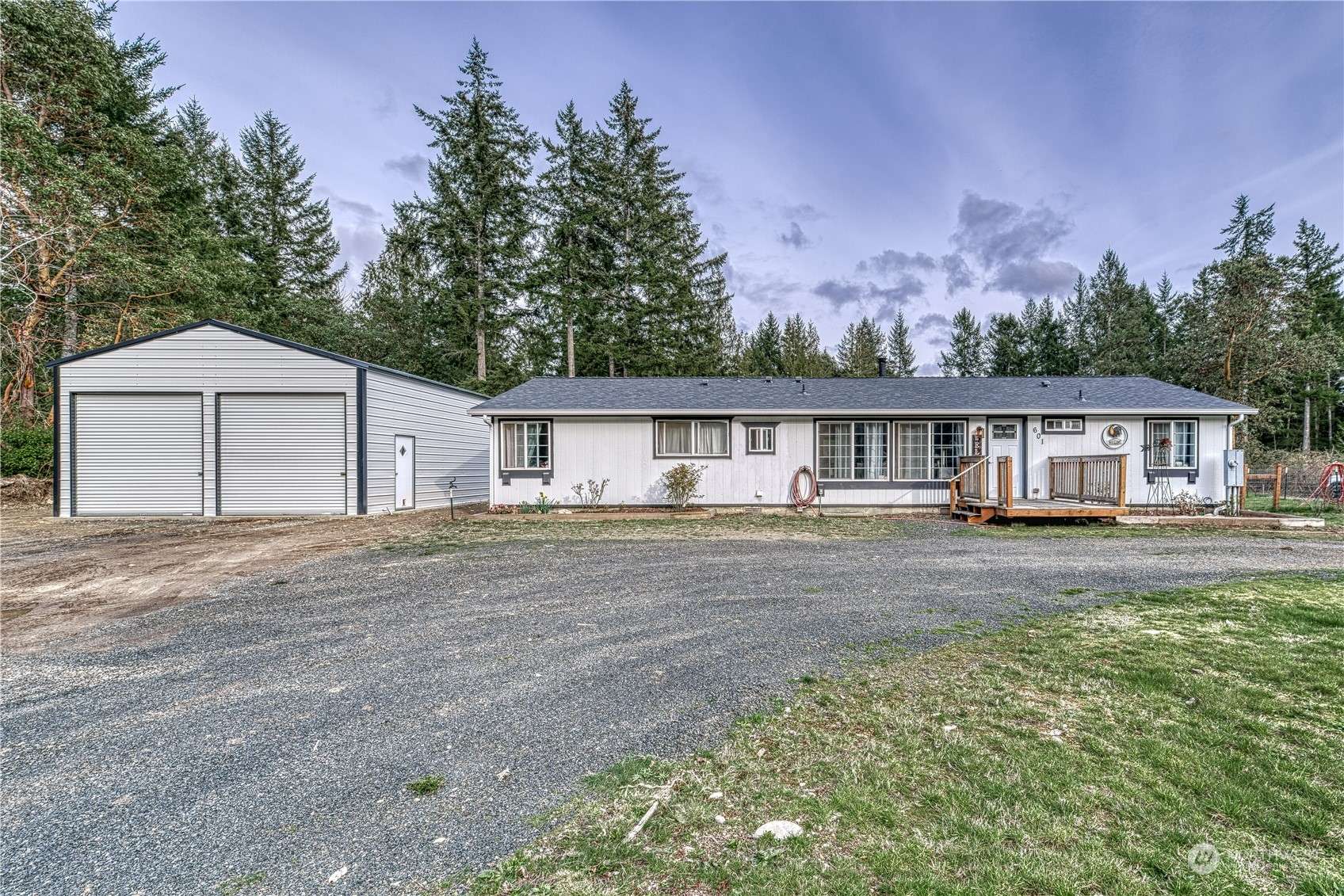 601 204th Avenue Ct SW, Lakebay, WA 98349