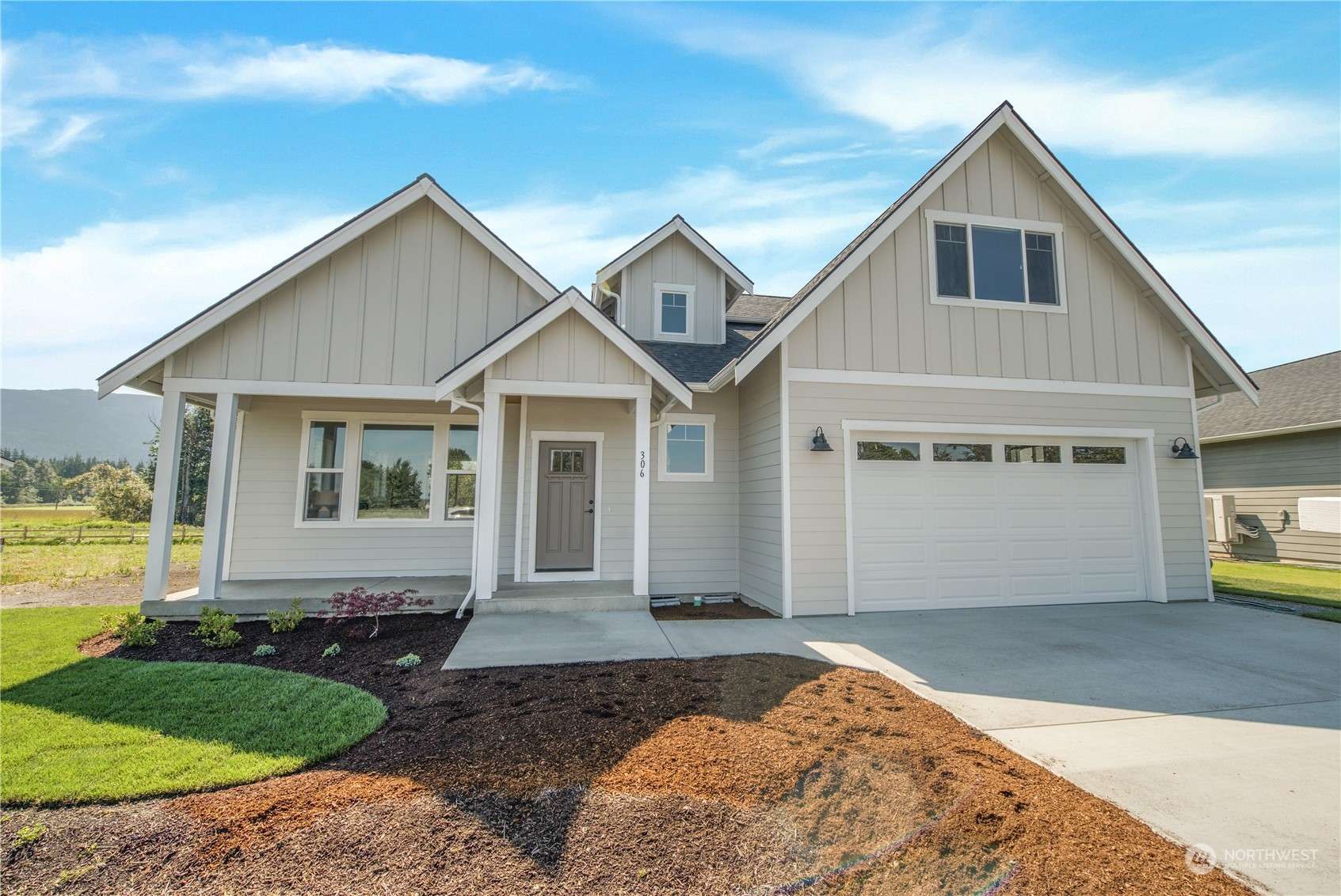306 Daybreak LN, Nooksack, WA 98276