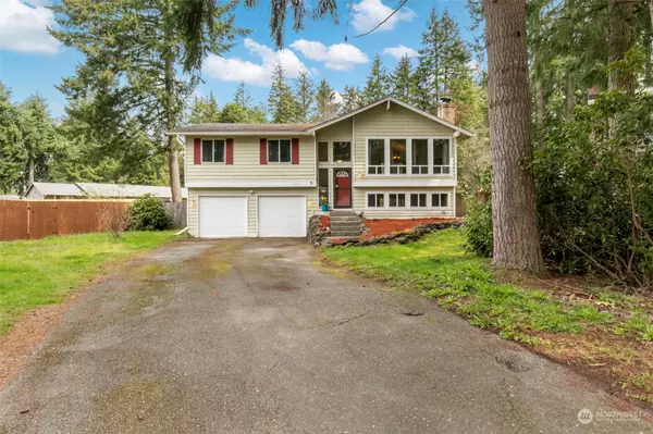 3191 SE Villa Carmel DR, Port Orchard, WA 98366