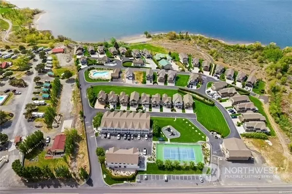 23772 Crescent Bay DR NW #205, Quincy, WA 98848