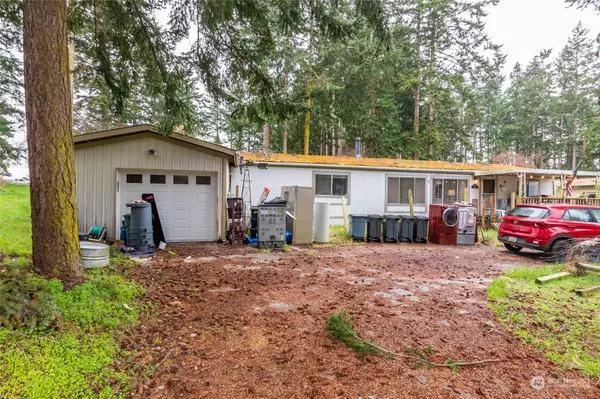 1031 Sidney ST, Oak Harbor, WA 98277