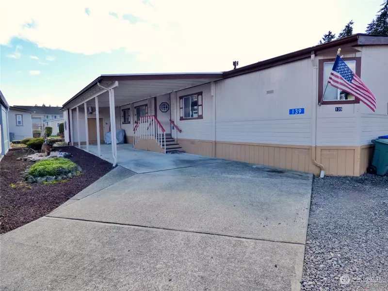 139 NE Zodiac LN, Bremerton, WA 98311
