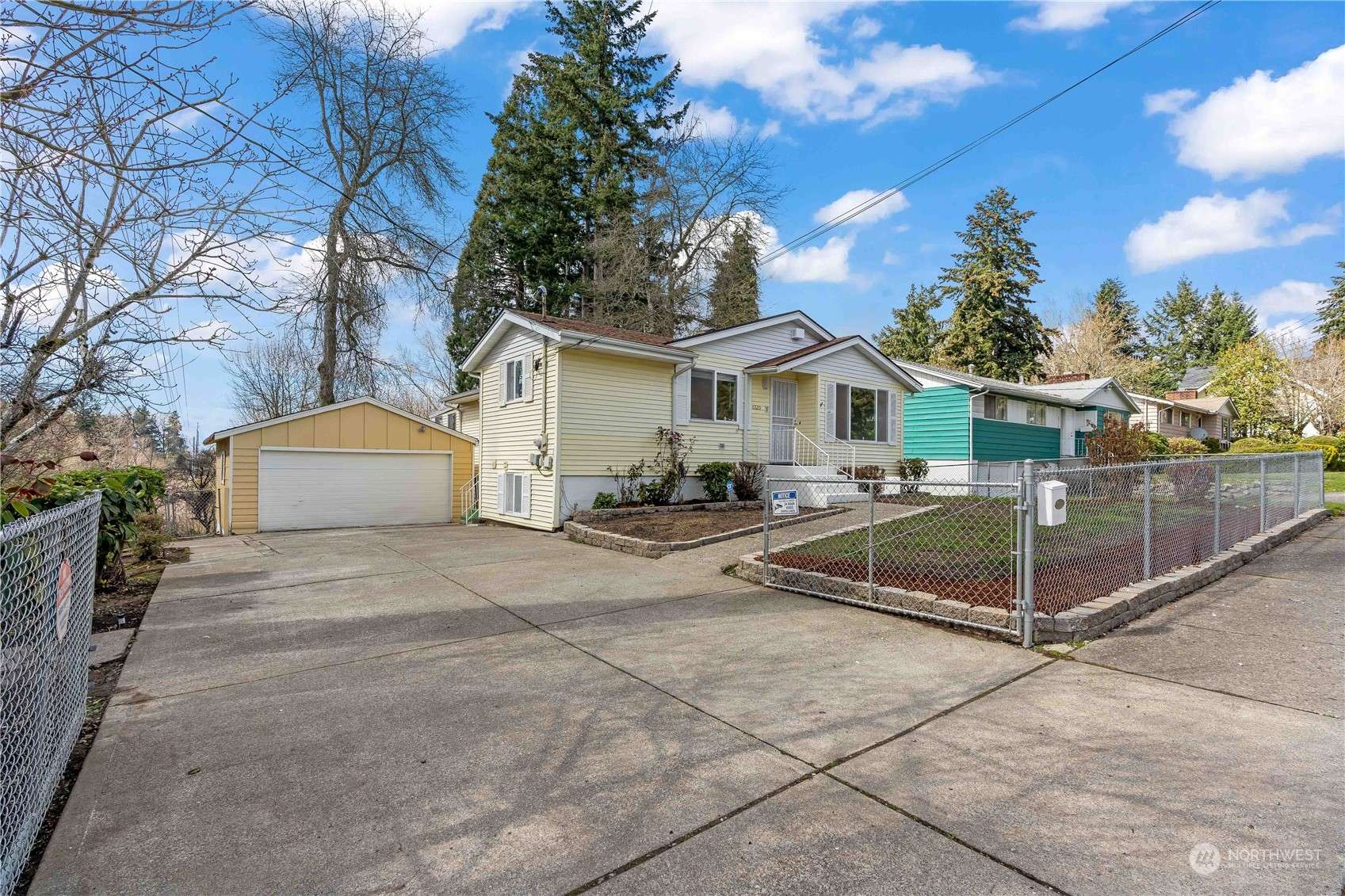 6320 S Sheridan AVE, Tacoma, WA 98408