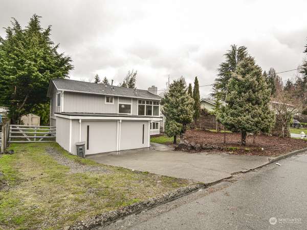 3828 S 249th ST, Kent, WA 98032