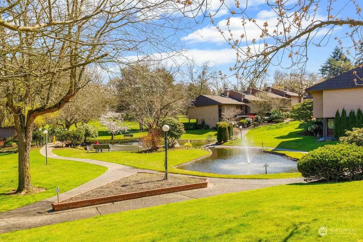 Seattle, WA 98168,10619 Glen Acres DR S #10619