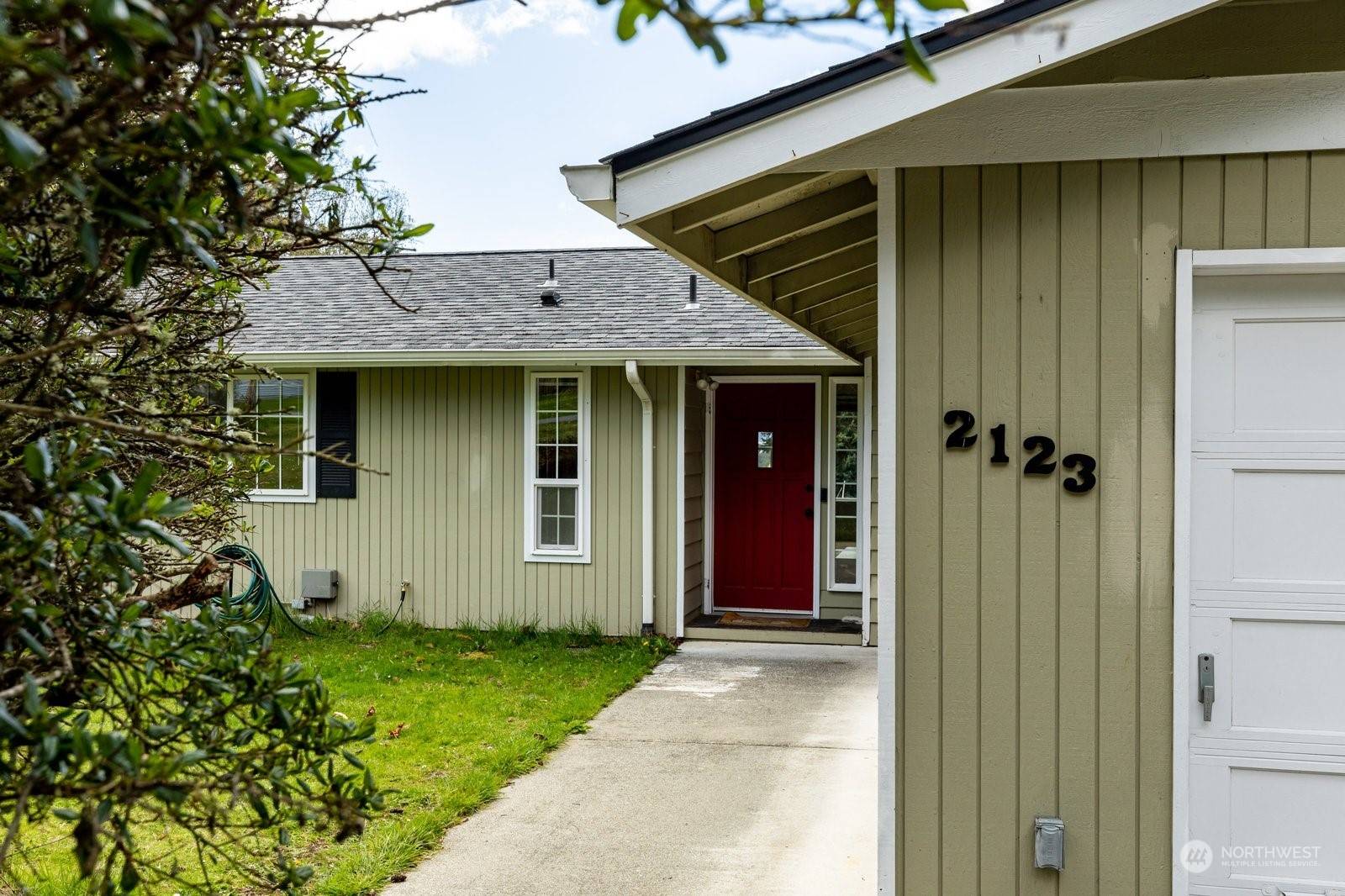 2123 Viewcrest PL, Oak Harbor, WA 98277