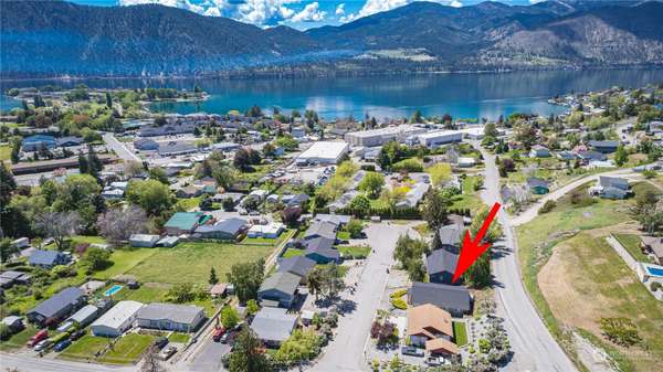 380 N Shore CT, Manson, WA 98831