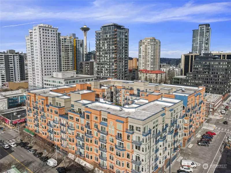 2415 2nd AVE #427, Seattle, WA 98121