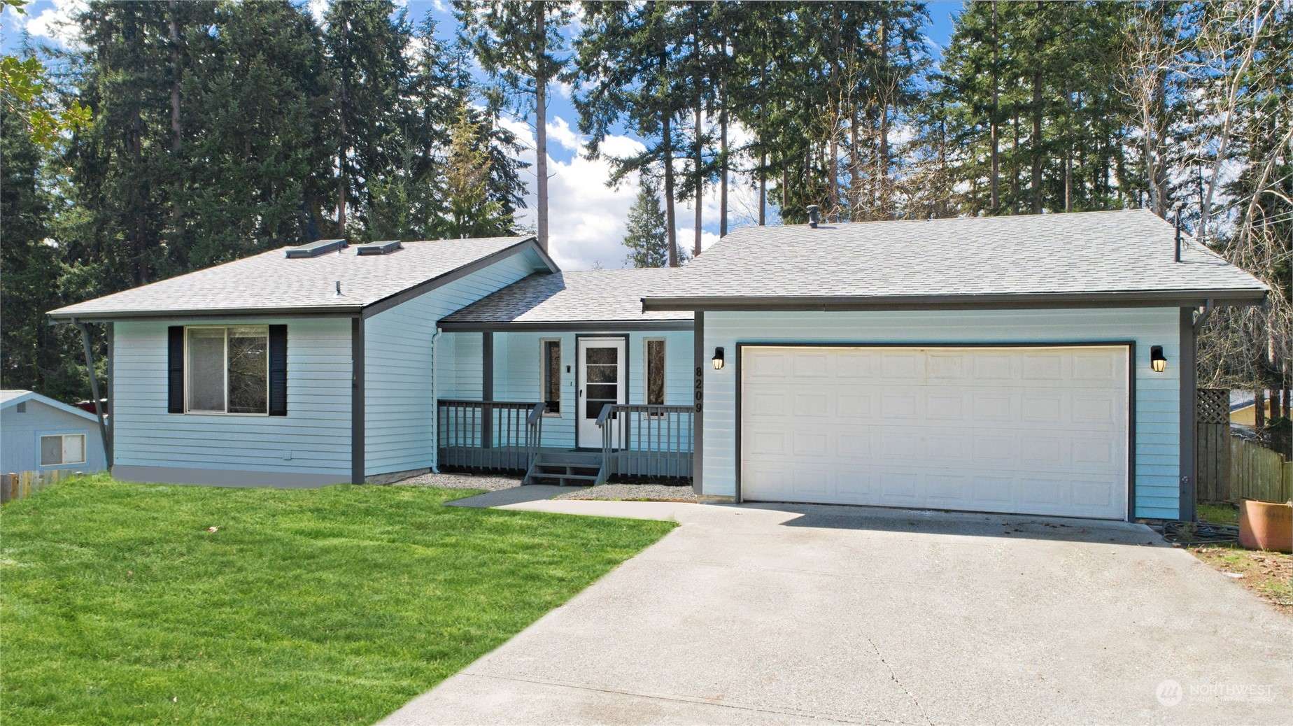 8209 188th AVE E, Bonney Lake, WA 98391