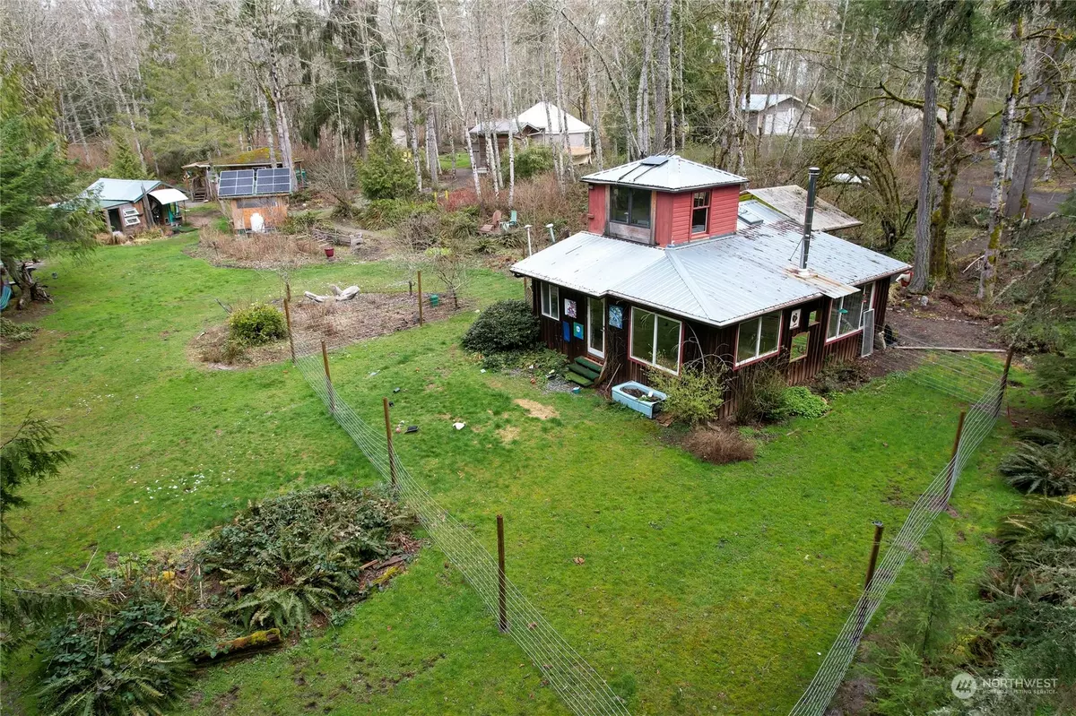 Port Townsend, WA 98368,890 Berry Hill LN