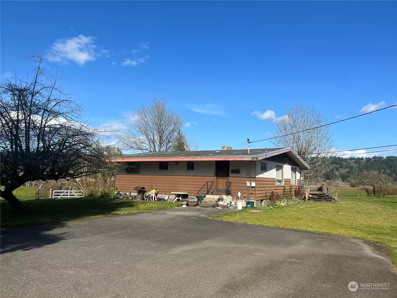 41 McArdle AVE, Quilcene, WA 98376