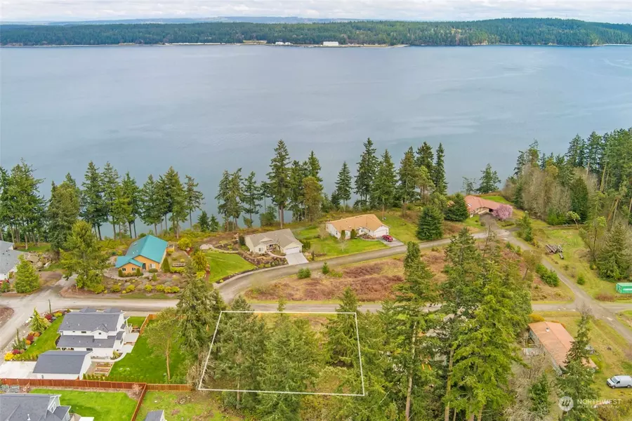 40 Lilly LN, Port Townsend, WA 98368