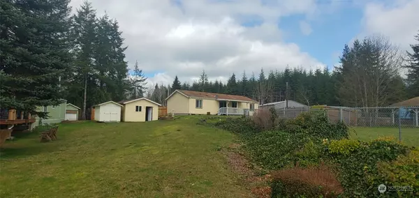 Elma, WA 98541,1850 W Star Lake DR