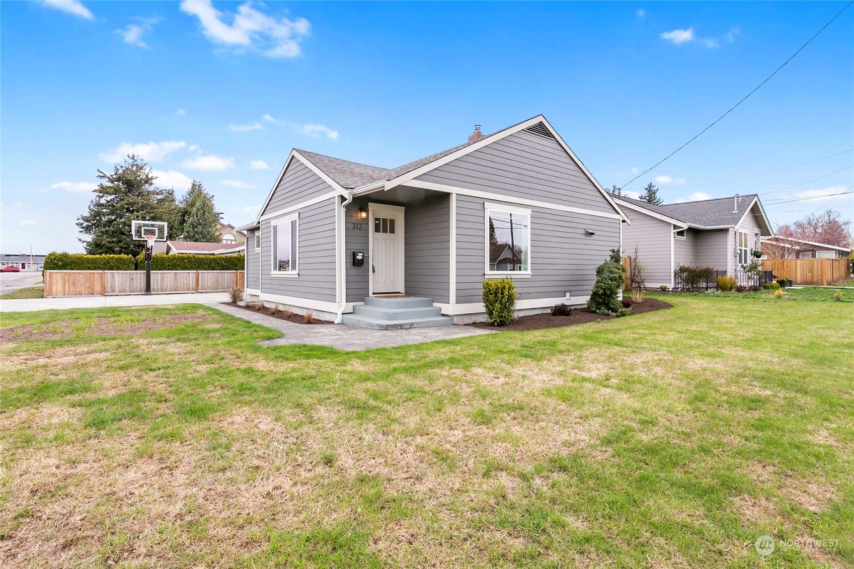312 S 17th ST, Lynden, WA 98264