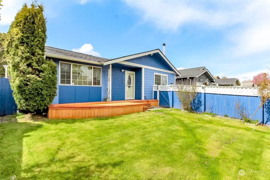 6702 E J ST, Tacoma, WA 98404