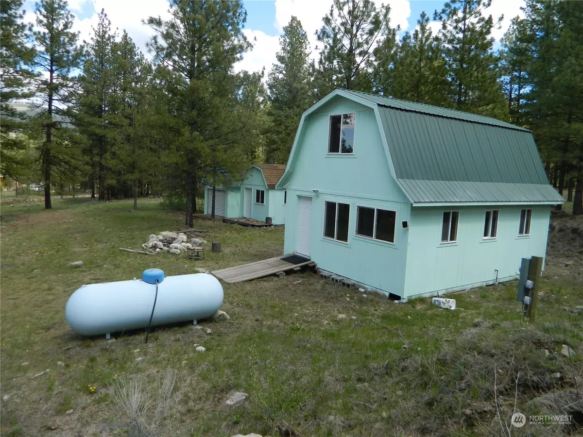 Tonasket, WA 98855,210 Main RD