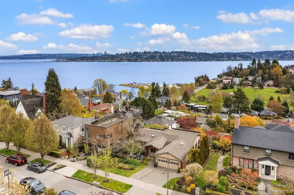 3818 Cascadia AVE S, Seattle, WA 98118