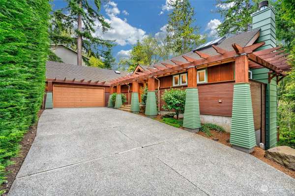 4425 152nd PL SE, Bellevue, WA 98006