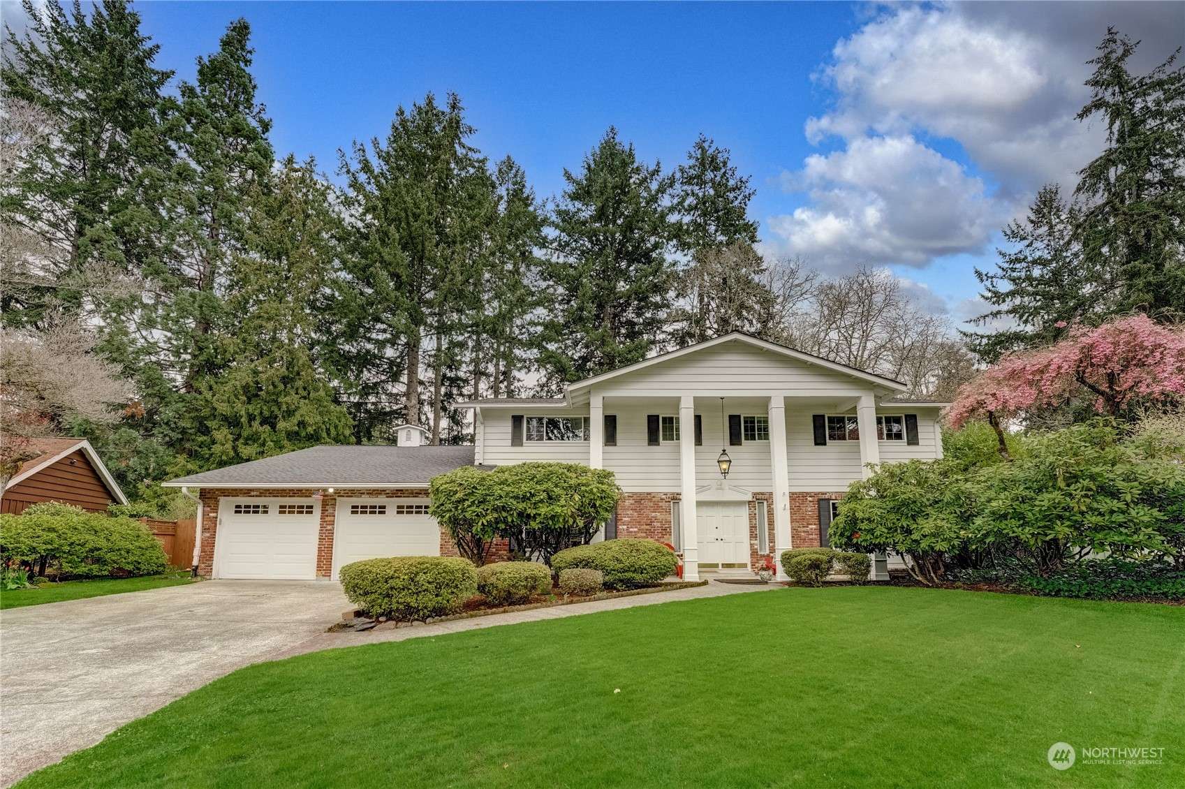 8007 Shadywood LN SW, Lakewood, WA 98498