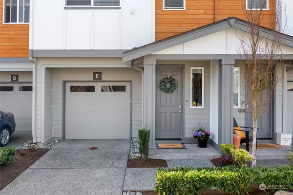 19315 36th AVE SE #E, Bothell, WA 98012