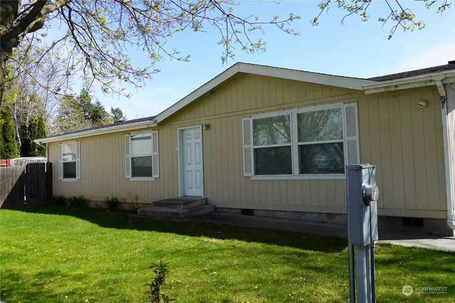 425 Morrow ST, Waitsburg, WA 99361