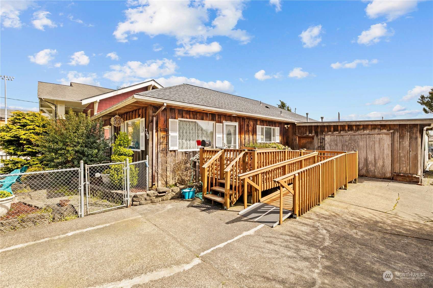 2740 Queets AVE, Hoquiam, WA 98550