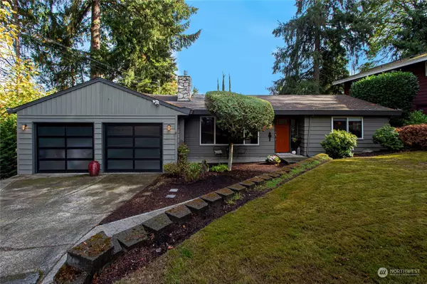 7912 151st AVE NE, Redmond, WA 98052