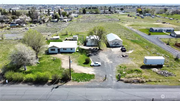 9855 Stone RD NE, Moses Lake, WA 98837