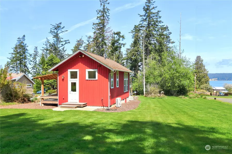 3060 Saratoga RD, Langley, WA 98260