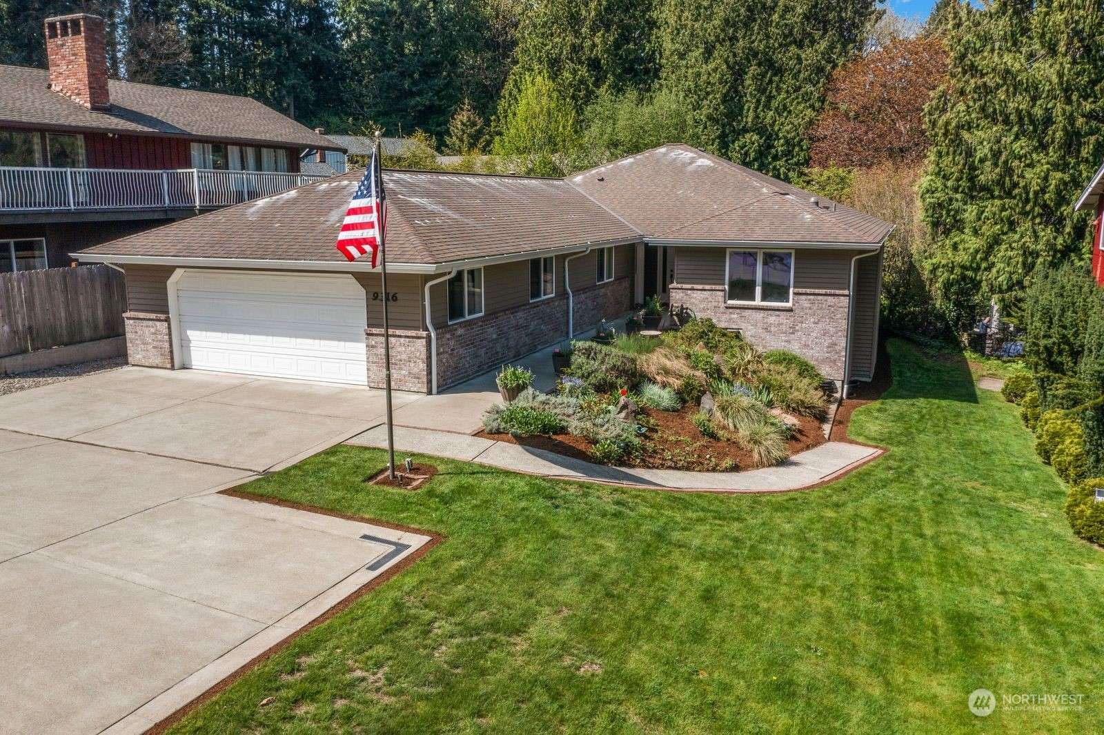 9316 NE 180th ST, Bothell, WA 98011
