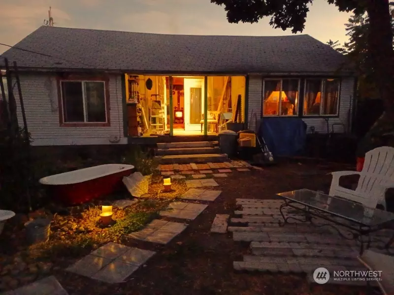 2924 E Bridgeport AVE, Spokane, WA 99207