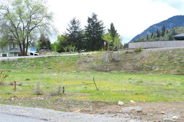 2 Isabella LN, Twisp, WA 98856